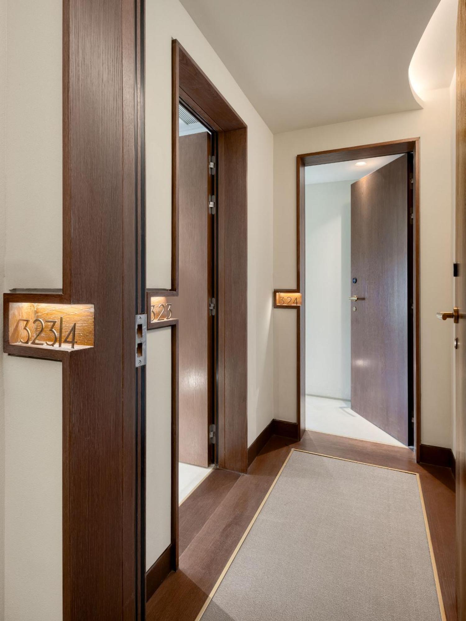 Isla Brown Corinthia & Spa, Curio Collection By Hilton 5*